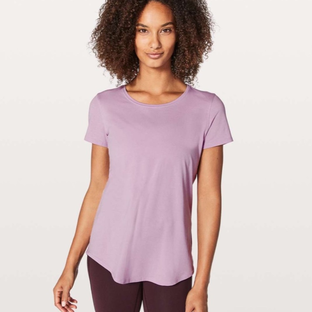 Lululemon Love Tee Crew Neck💜
